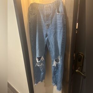 Super cute baggy free people jeans!
